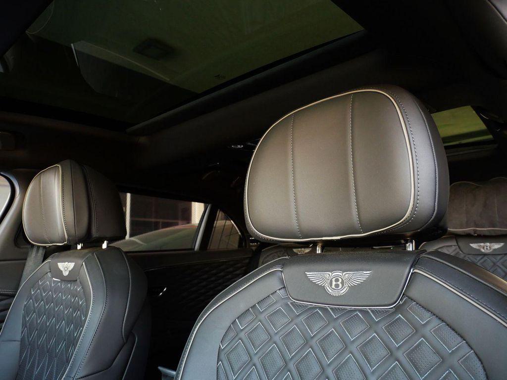Bentley Flying Spur view 17