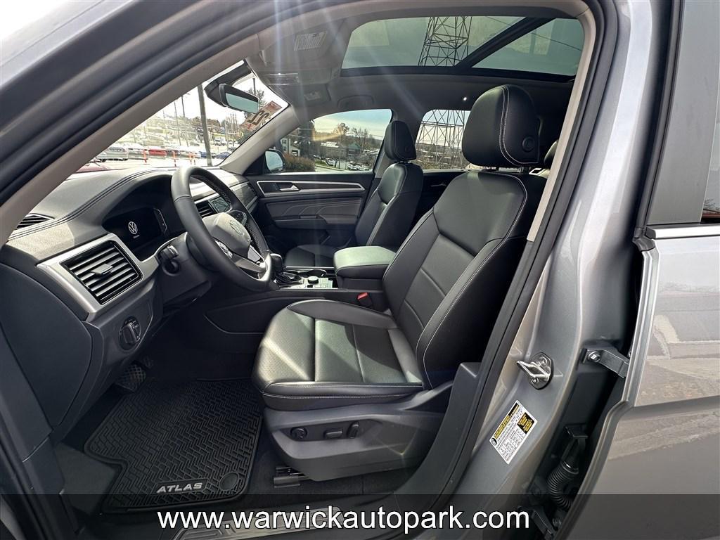 used 2022 Volkswagen Atlas car, priced at $30,995