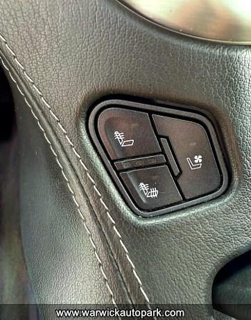 used 2019 GMC Yukon XL car, priced at $33,995