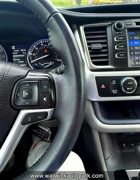 used 2019 Toyota Highlander car, priced at $26,995