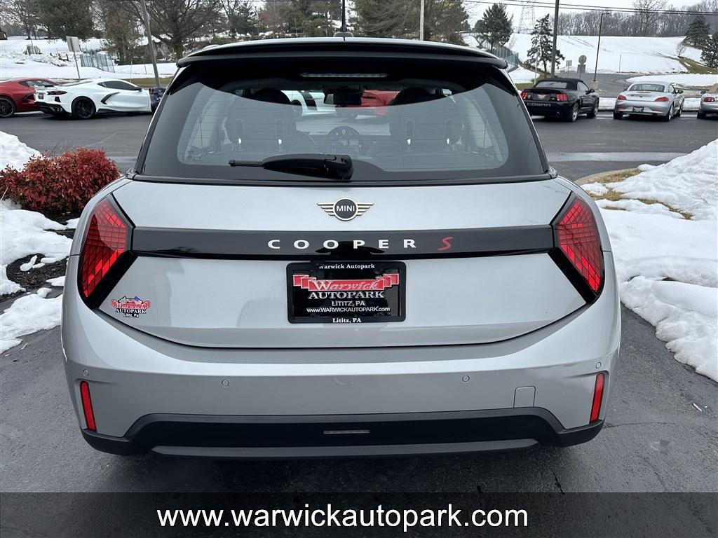 used 2025 MINI Hardtop car, priced at $30,995