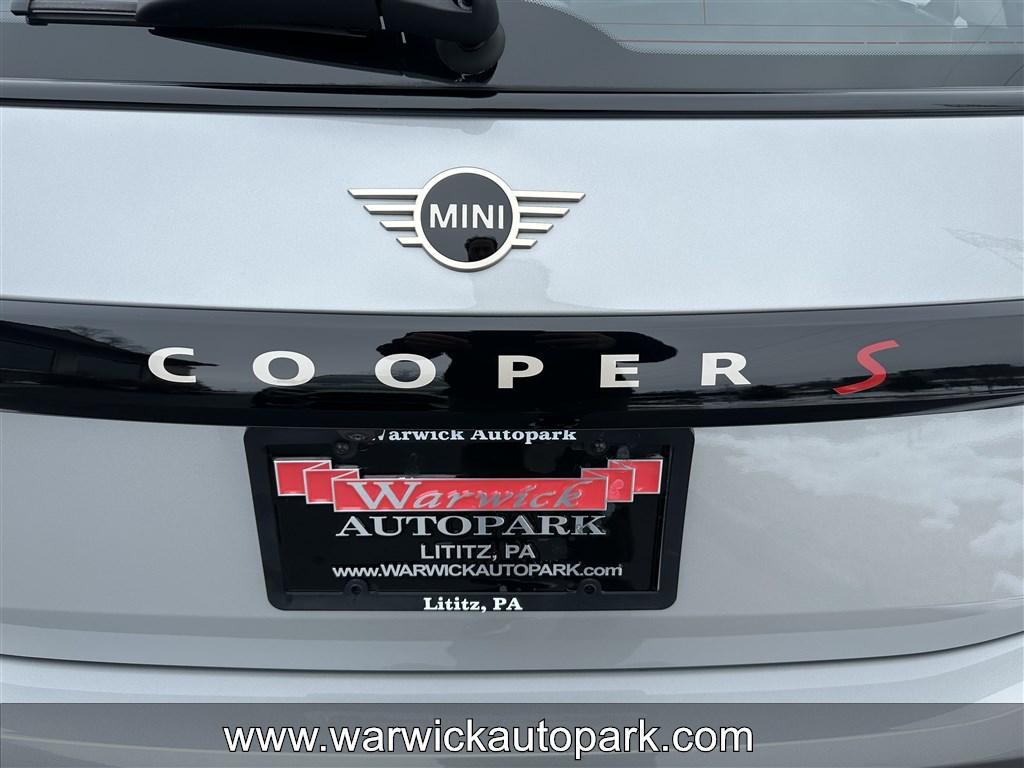 used 2025 MINI Hardtop car, priced at $30,995