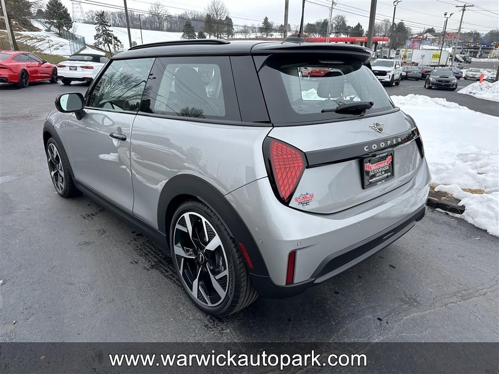 used 2025 MINI Hardtop car, priced at $30,995