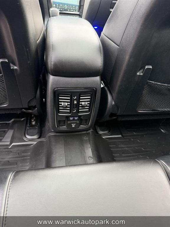 used 2020 Jeep Grand Cherokee car, priced at $27,995