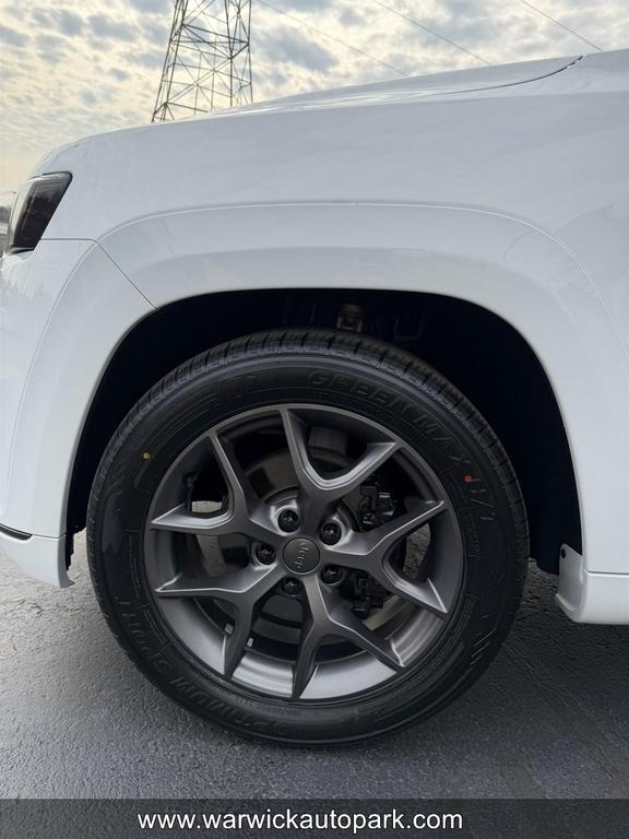 used 2020 Jeep Grand Cherokee car, priced at $27,995