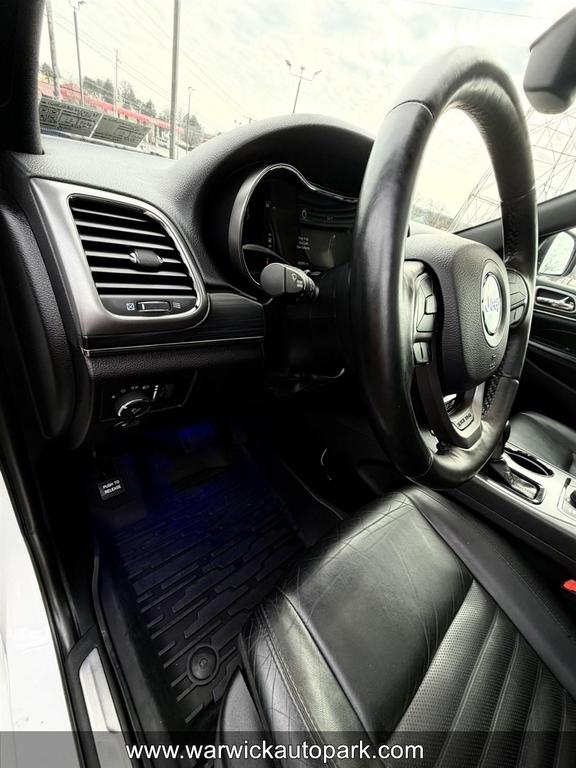 used 2020 Jeep Grand Cherokee car, priced at $27,995