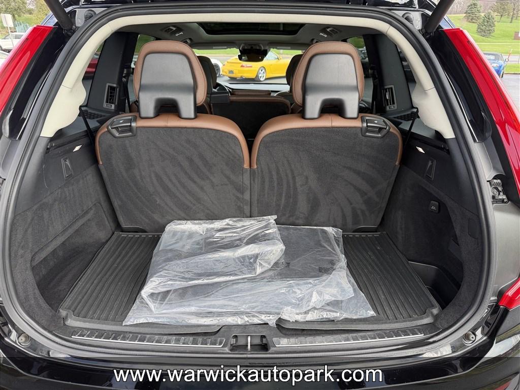 used 2020 Volvo XC90 car, priced at $24,595