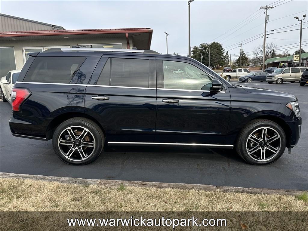 used 2021 Ford Expedition car, priced at $30,995