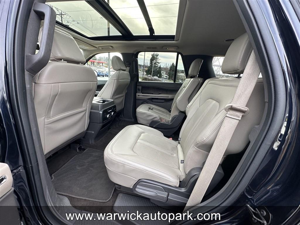 used 2021 Ford Expedition car, priced at $30,995