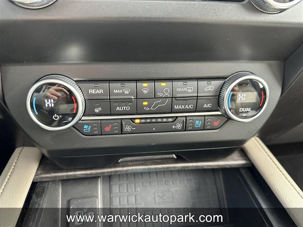 used 2021 Ford Expedition car, priced at $30,995