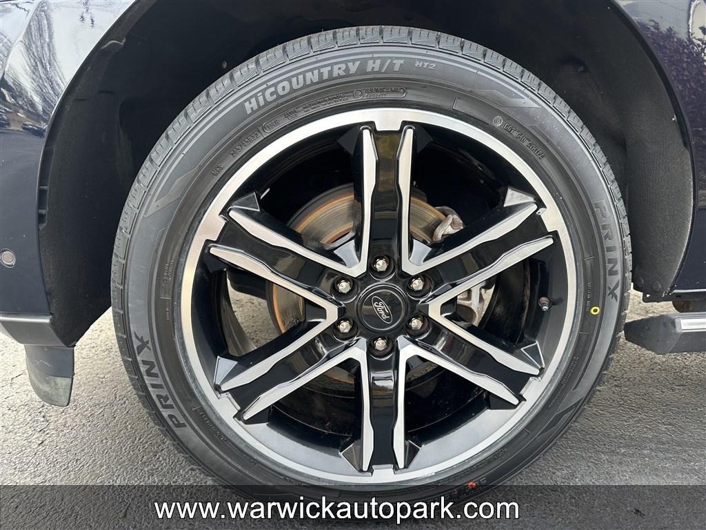 used 2021 Ford Expedition car, priced at $30,995