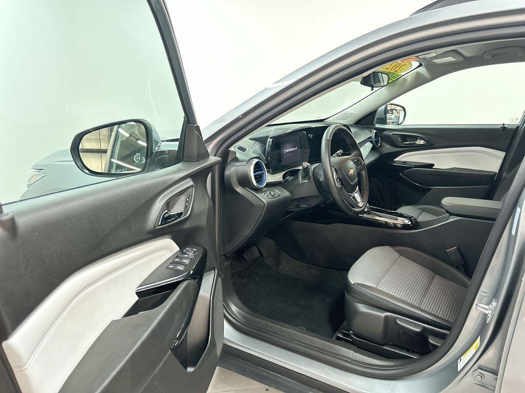 used 2025 Chevrolet Trax car, priced at $21,100