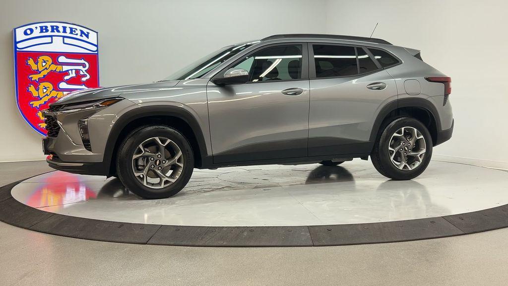 used 2025 Chevrolet Trax car, priced at $21,100