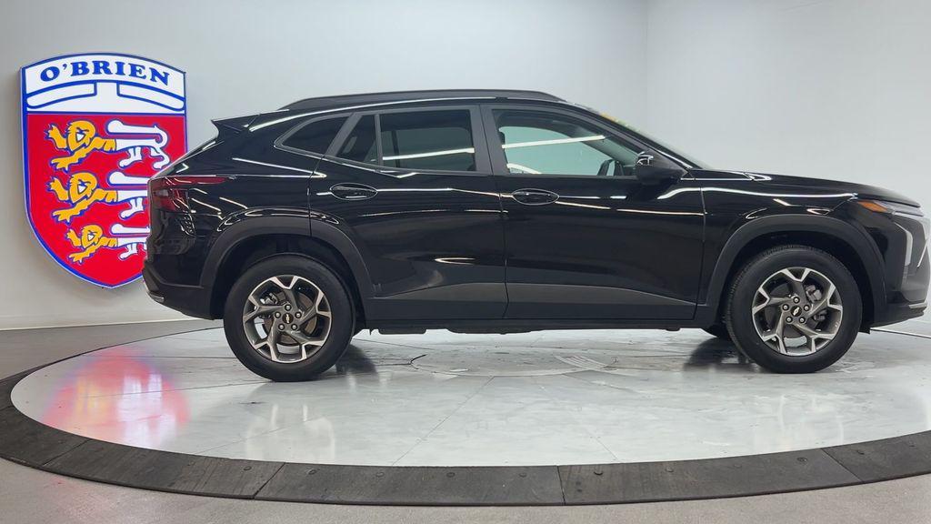 used 2025 Chevrolet Trax car, priced at $20,100