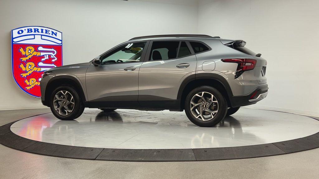 used 2025 Chevrolet Trax car, priced at $21,000