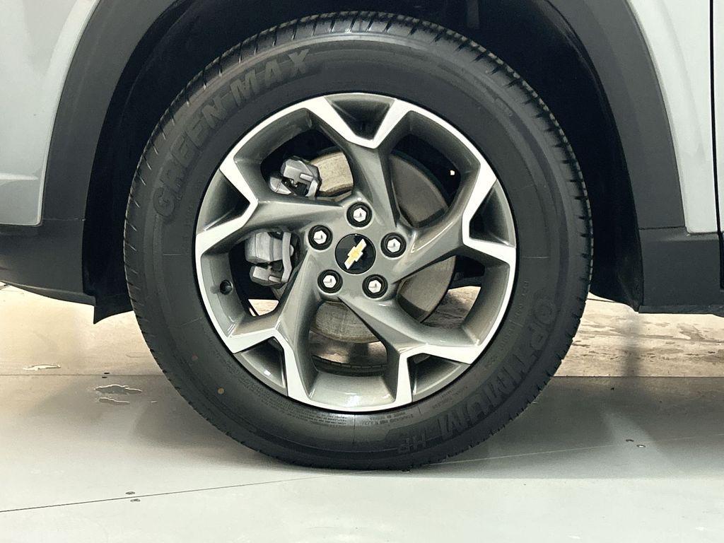 used 2025 Chevrolet Trax car, priced at $21,000