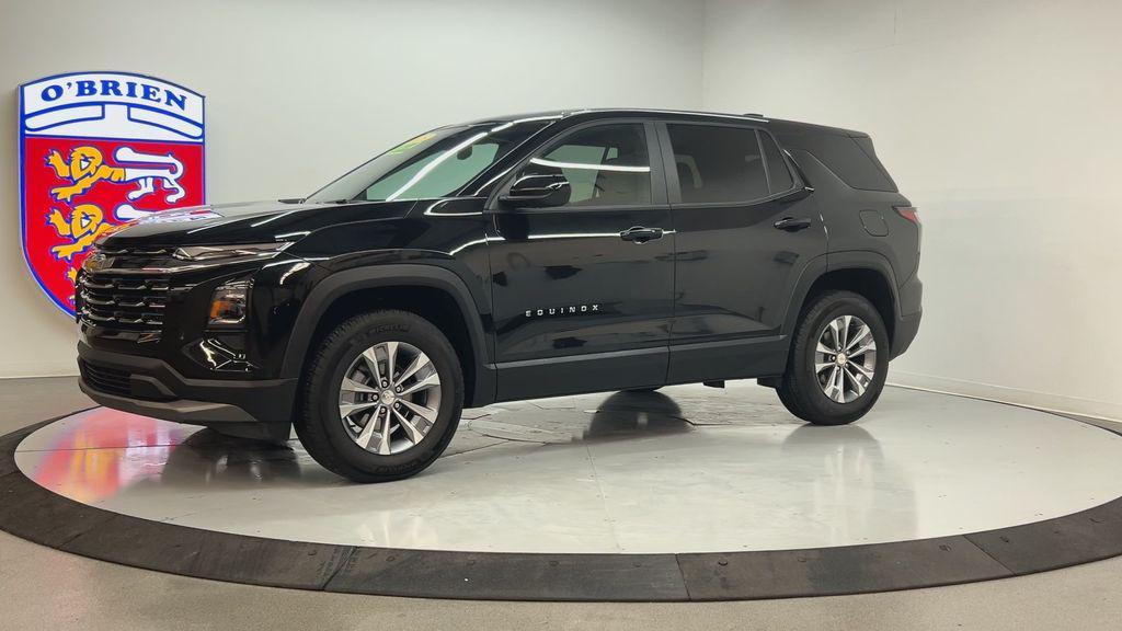 used 2025 Chevrolet Equinox car, priced at $26,000