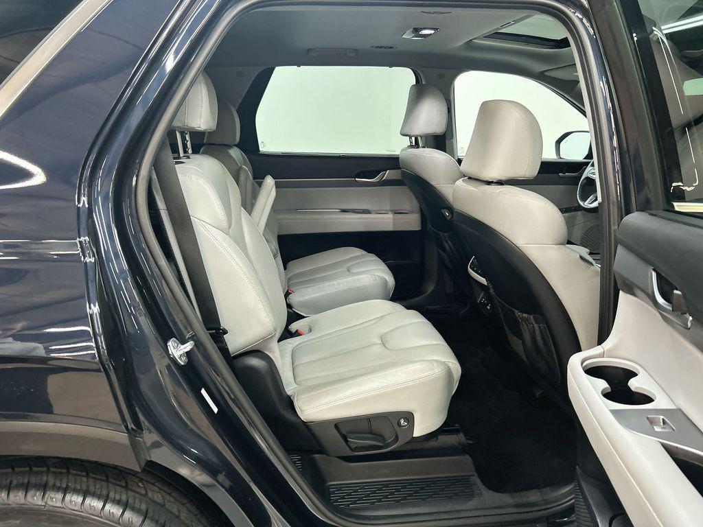 used 2022 Hyundai Palisade car, priced at $29,300