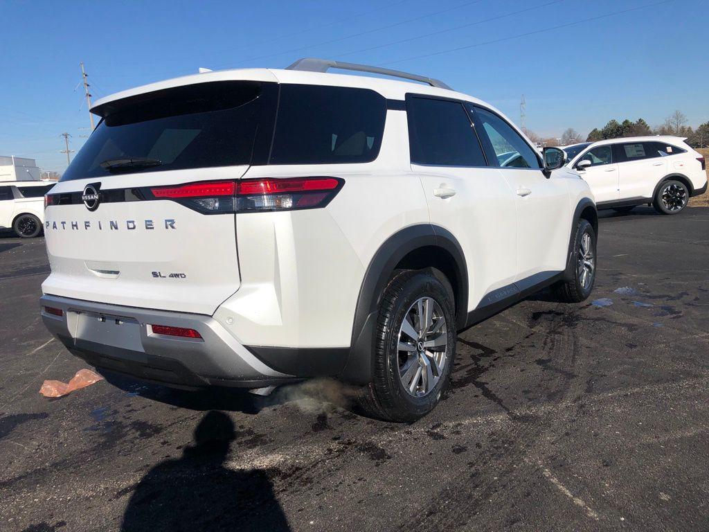 new 2025 Nissan Pathfinder car, priced at $39,607