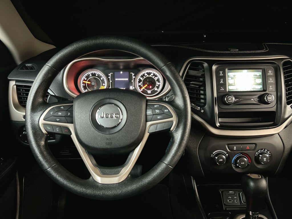 used 2015 Jeep Cherokee car, priced at $8,400
