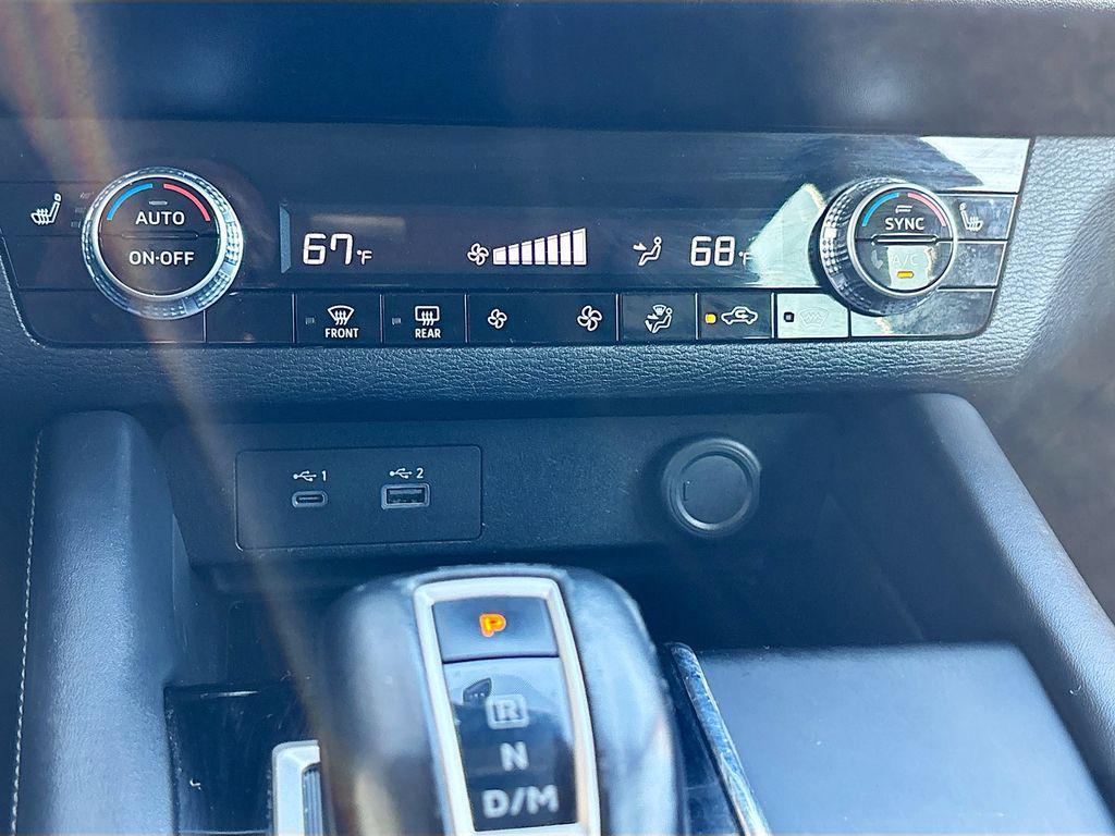 used 2023 Mitsubishi Outlander car, priced at $18,220