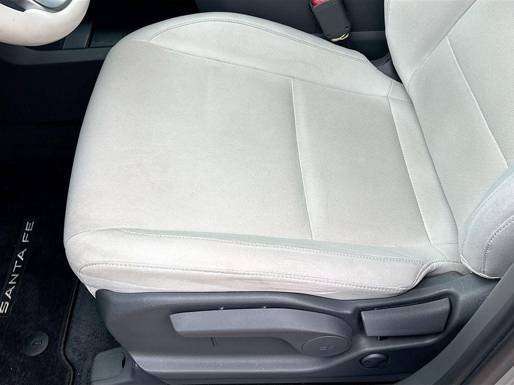 used 2025 Hyundai Santa Fe car, priced at $29,738