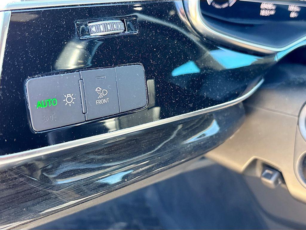 used 2020 Audi Q7 car, priced at $23,599