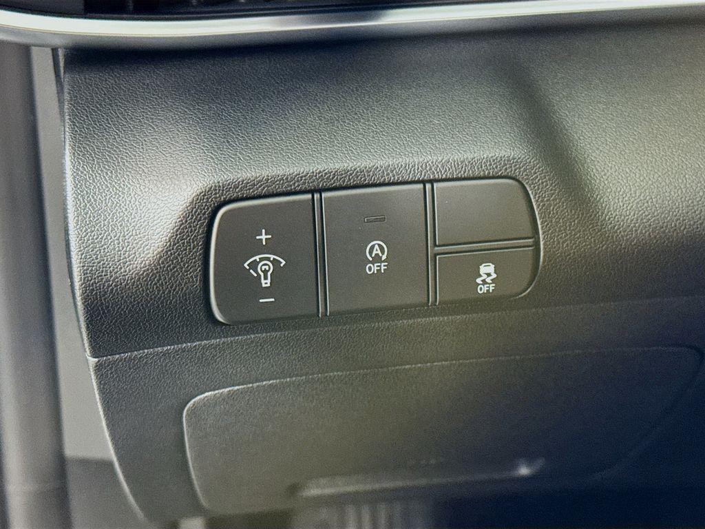 used 2025 Hyundai Elantra car, priced at $21,021