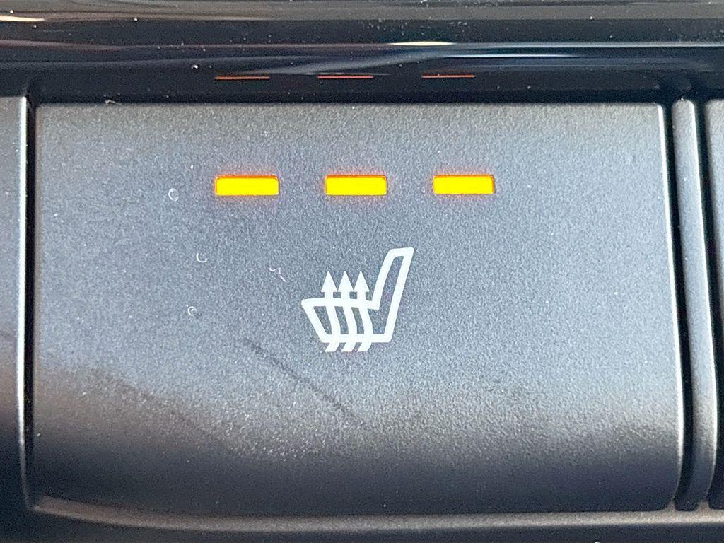 new 2025 Hyundai Elantra car, priced at $26,381