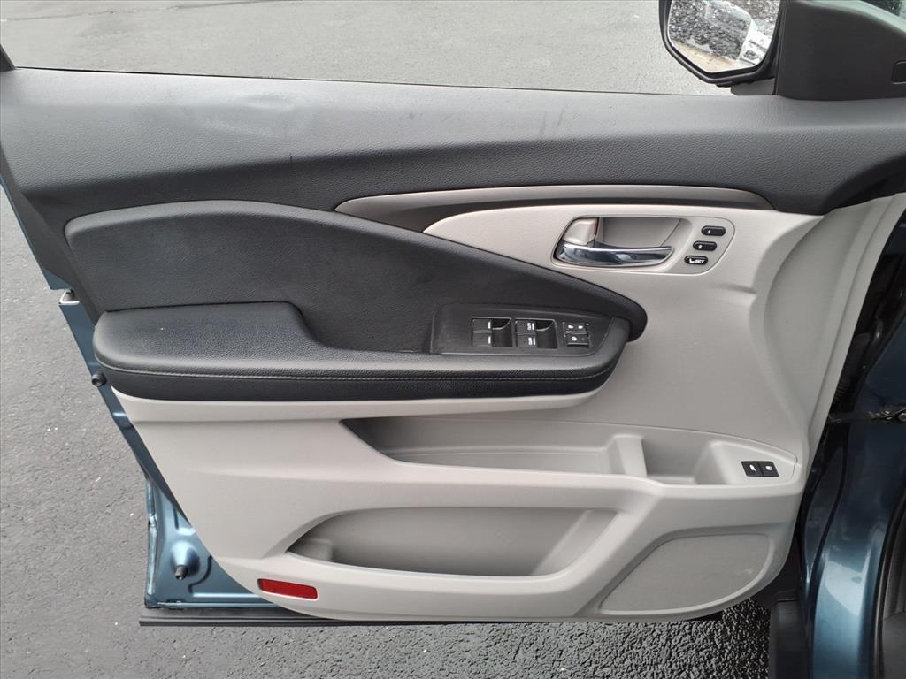 used 2019 Honda Pilot car, priced at $17,800