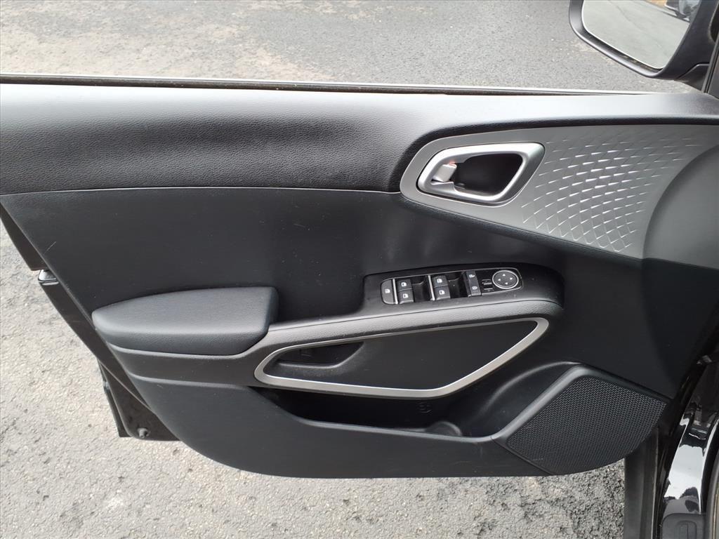 used 2023 Kia Soul car, priced at $17,400