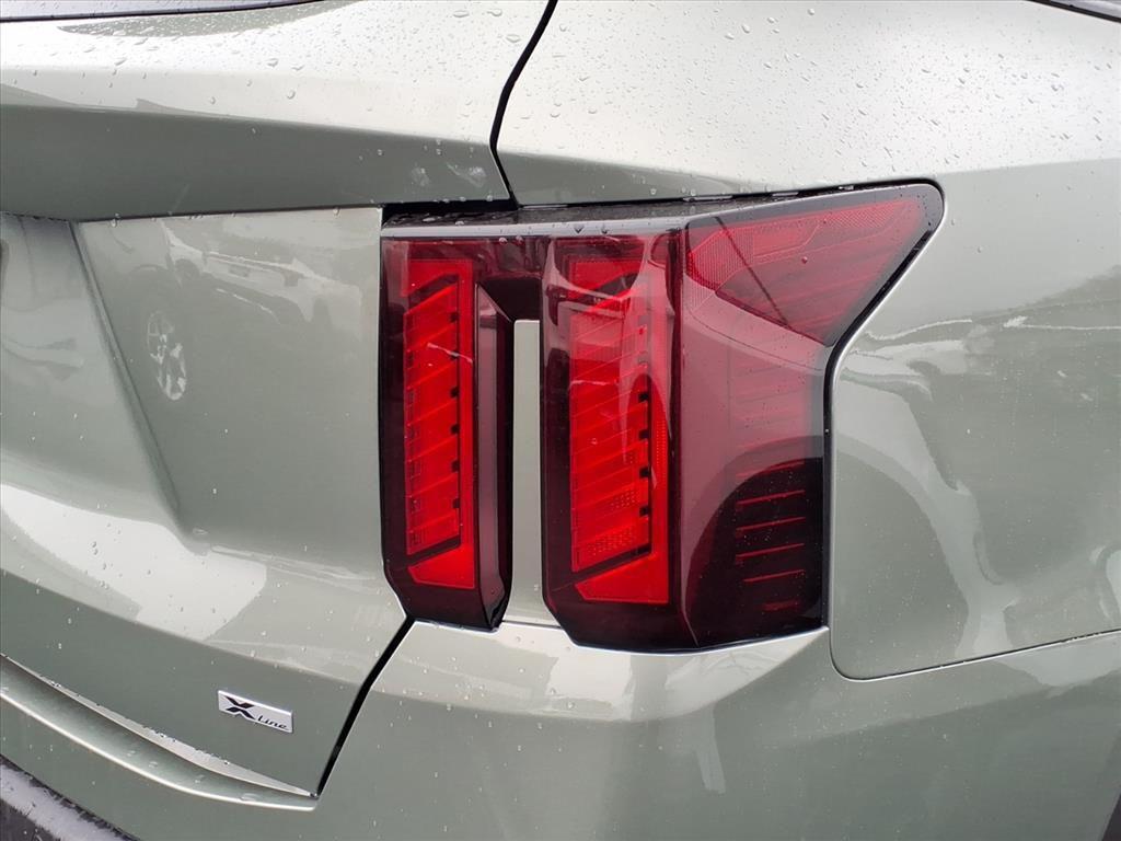 new 2026 Kia Sorento car, priced at $39,800
