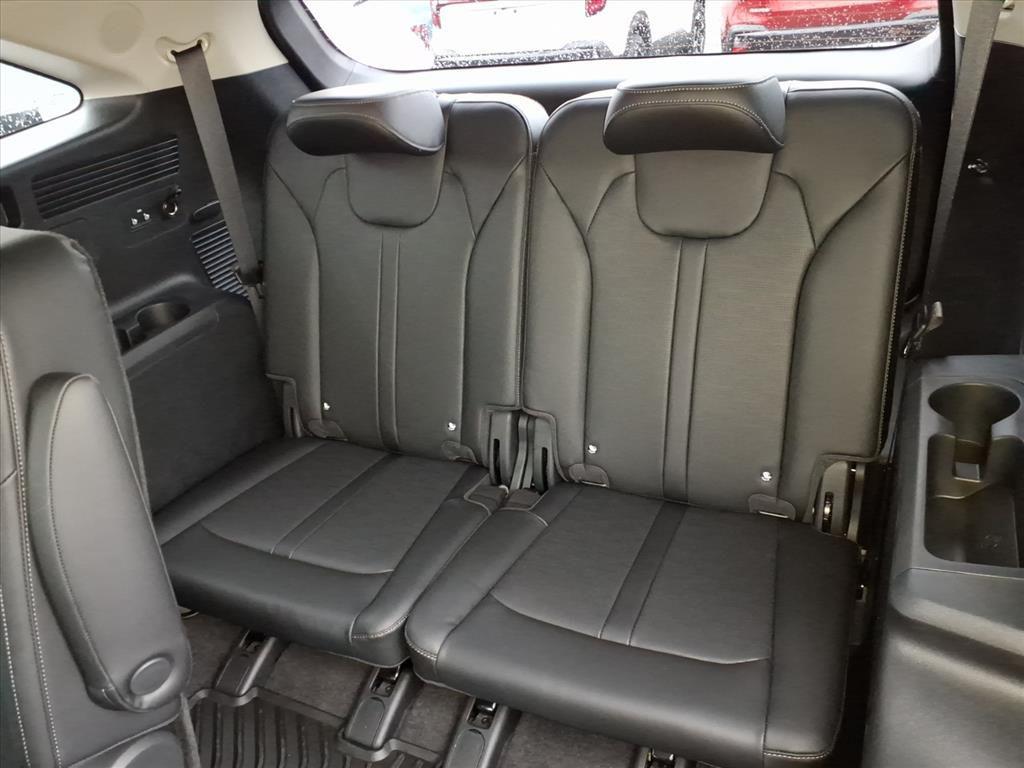 new 2026 Kia Sorento car, priced at $39,800