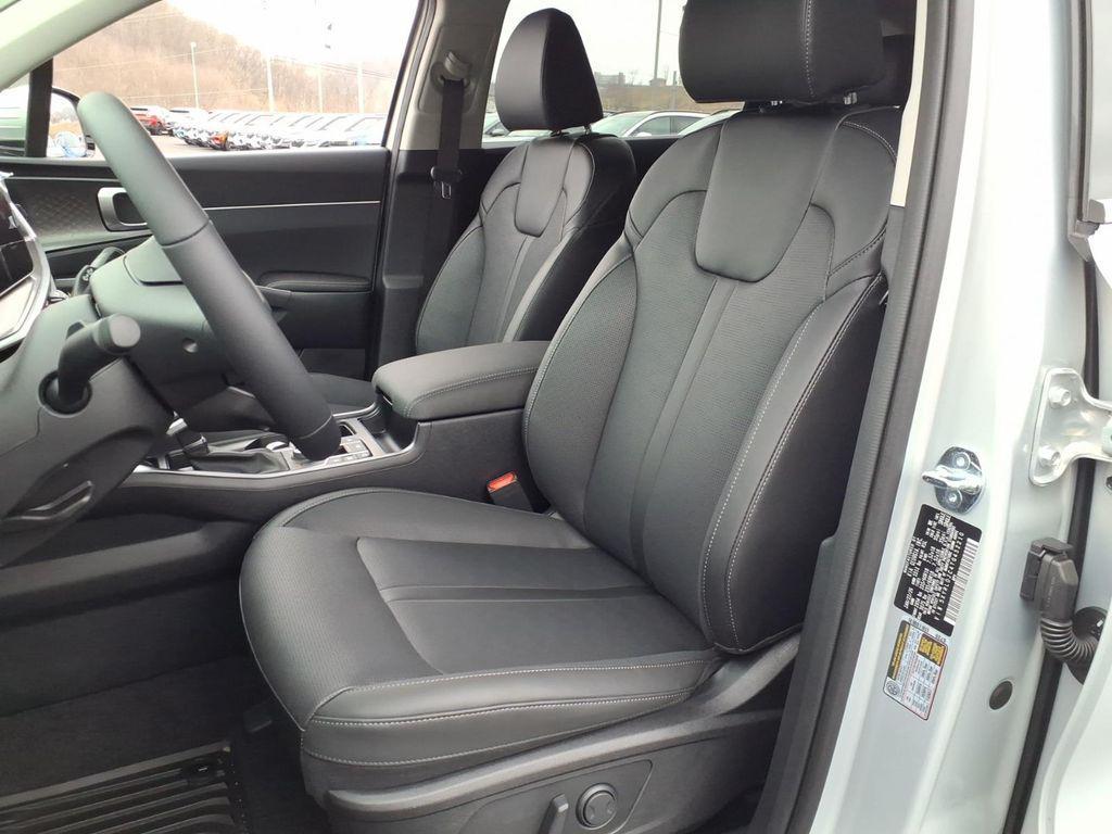 new 2026 Kia Sorento car, priced at $36,100