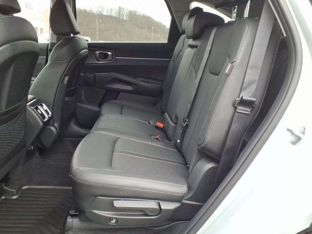 new 2026 Kia Sorento car, priced at $36,100