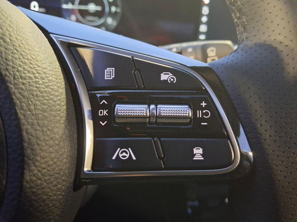 new 2026 Kia Seltos car, priced at $31,895