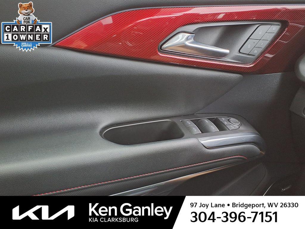 used 2024 Chevrolet Traverse car, priced at $47,990