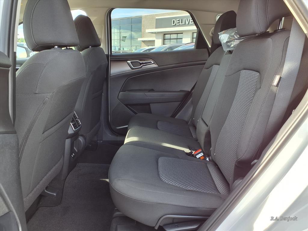 new 2026 Kia Sportage car, priced at $33,975