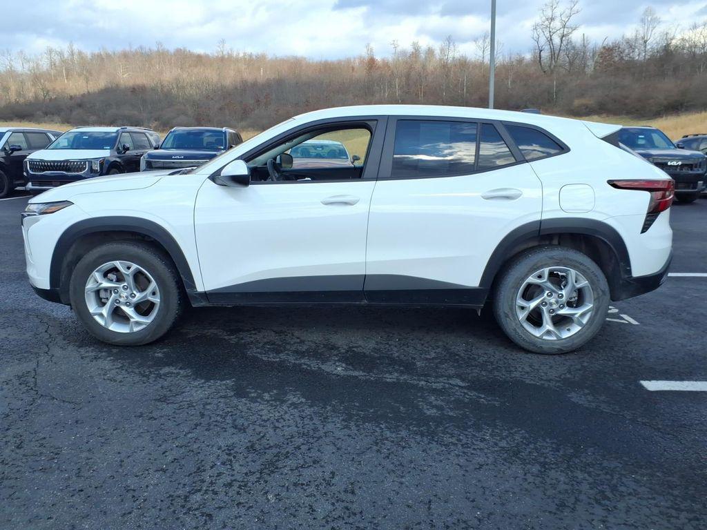 used 2024 Chevrolet Trax car, priced at $19,900