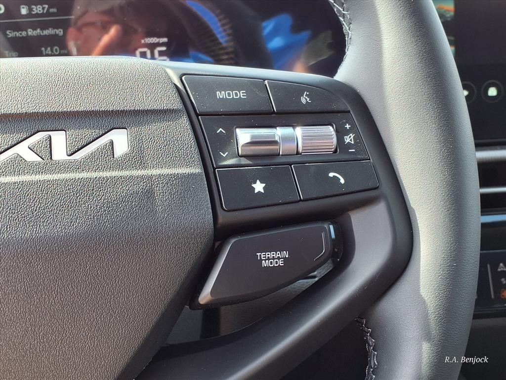 new 2026 Kia Sportage car, priced at $34,670