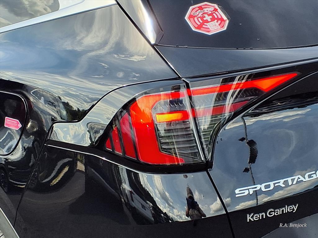 new 2026 Kia Sportage car, priced at $34,670