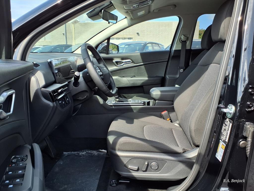 new 2026 Kia Sportage car, priced at $34,670