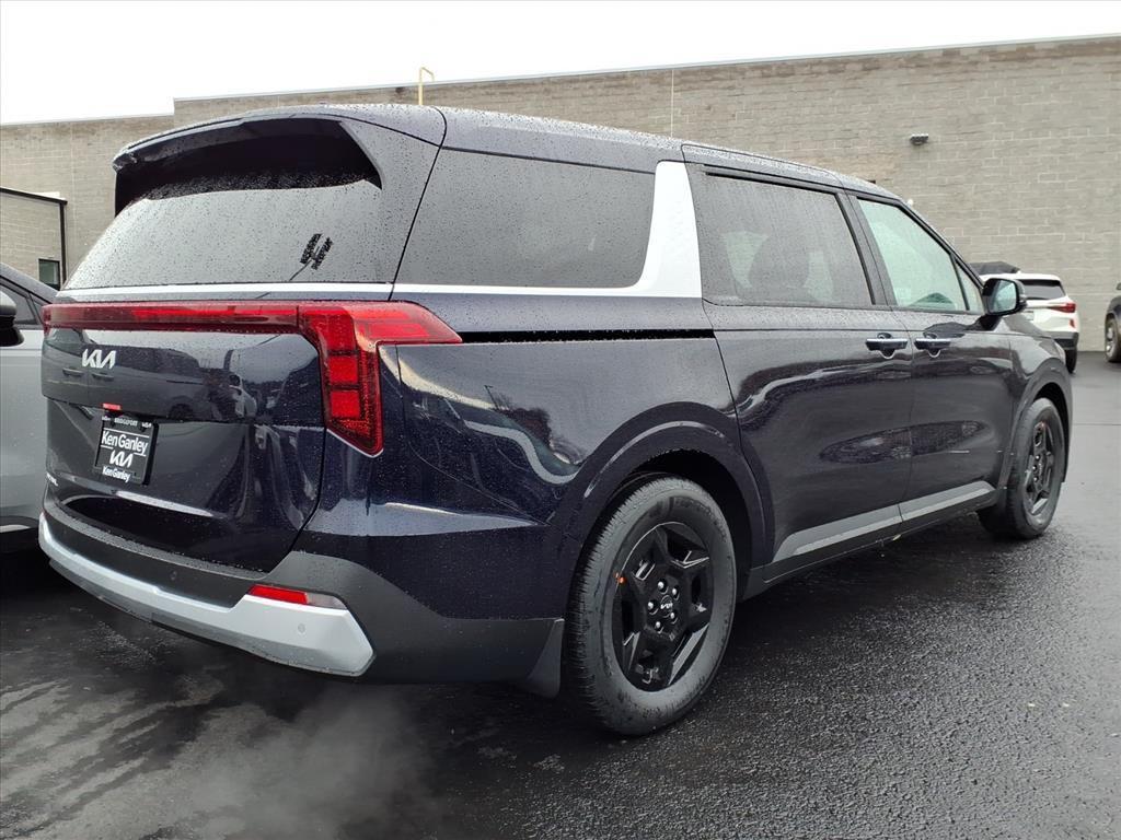 new 2026 Kia Carnival car, priced at $38,065