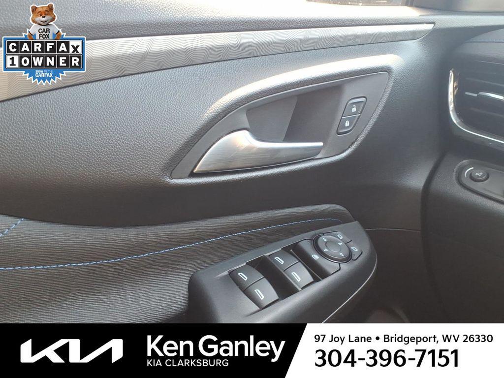 used 2025 Buick Envista car, priced at $28,390