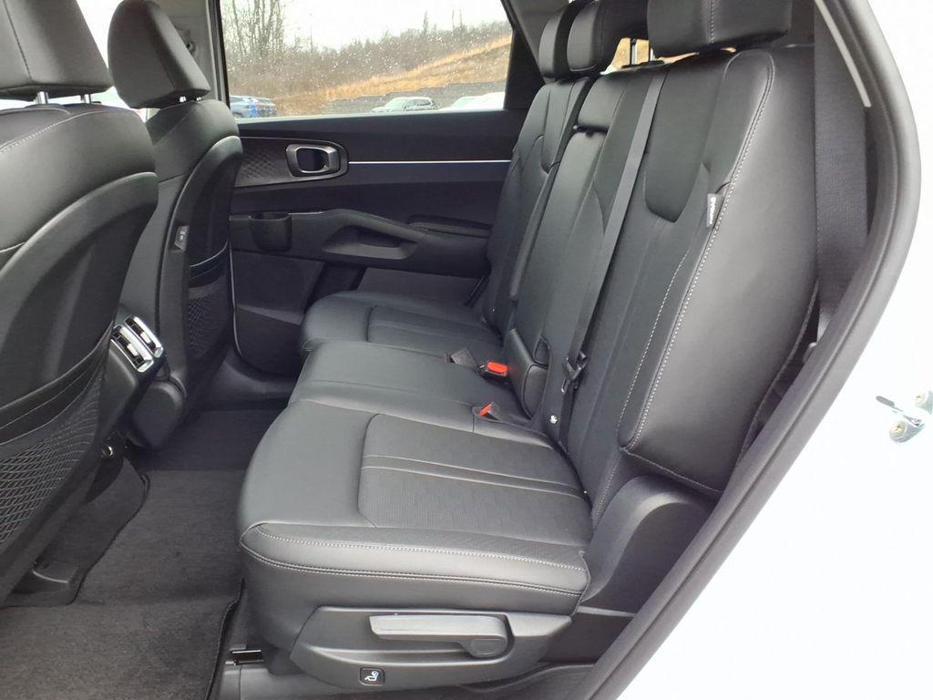new 2026 Kia Sorento car, priced at $34,565