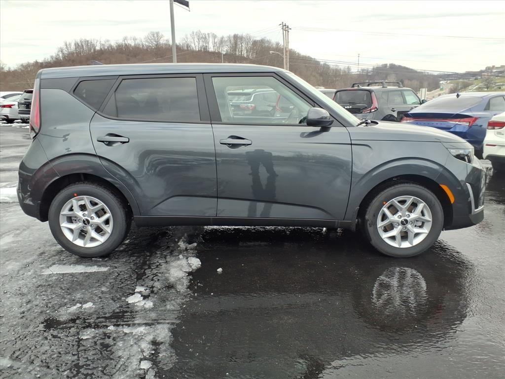 new 2025 Kia Soul car, priced at $21,625