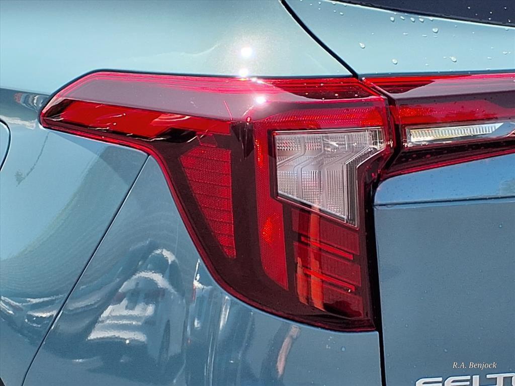 new 2026 Kia Seltos car, priced at $28,215