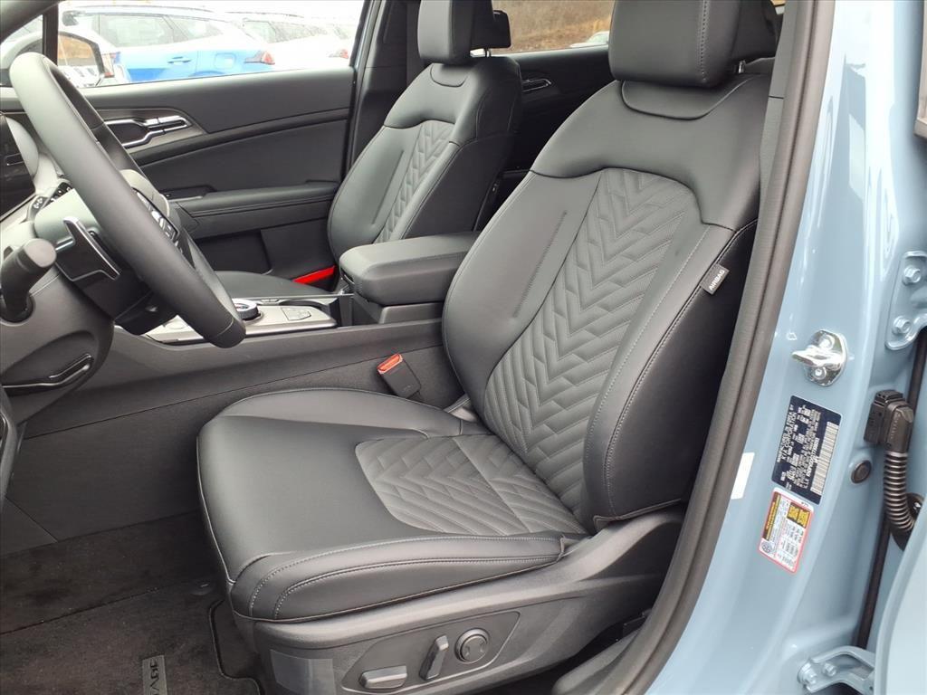 new 2026 Kia Sportage car, priced at $33,135