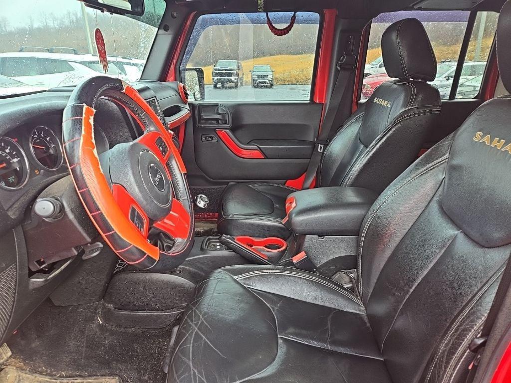 used 2015 Jeep Wrangler Unlimited car, priced at $17,725