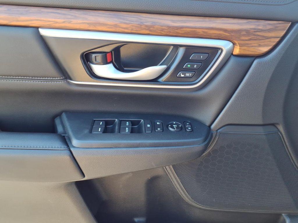 used 2022 Honda CR-V car, priced at $28,900